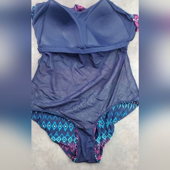 KIAN D  One-piece Colorful Women's Swimsuit Size 4XL - Picture 8 of 9